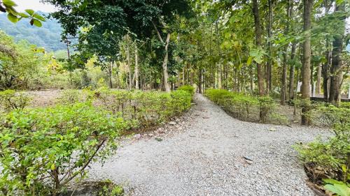 Jakh Cabin | The Earthlings, Corbett