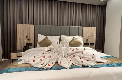 Buxar Hotel | The Eastern Grace Hotel