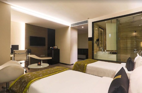 Andheri West Hotel | The Empresa Hotel