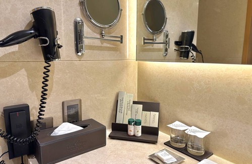 Goregaon East Hotel | The Fern Mumbai, Goregaon, Series by Marriott