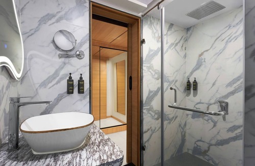 Navi Mumbai Hotel | The Fern Residency Navi Mumbai, Turbhe, Series by Marriott