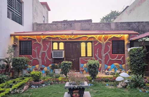 Varanasi Cottage | The Gardenveil Suite - Luxury 1RK Cottage