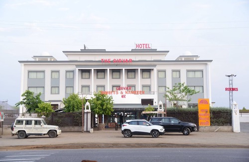 Nimaaj Hotel | The Girvar