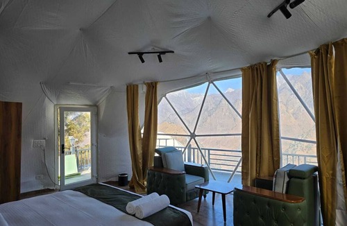 Auli Hotel | The Glamp Hills Auli