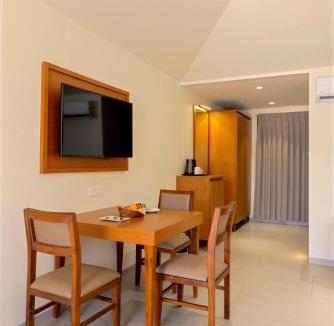Daman Hotel | The Gold Beach Annexe