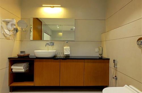 Daman Hotel | The Gold Beach Annexe