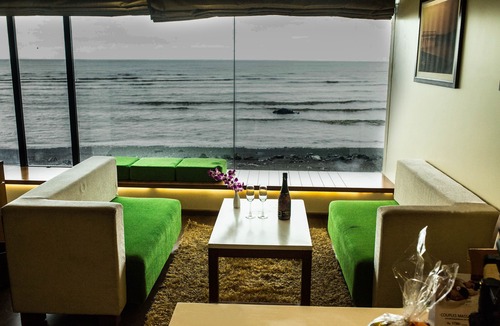 Daman Hotel | The Gold Beach Resort