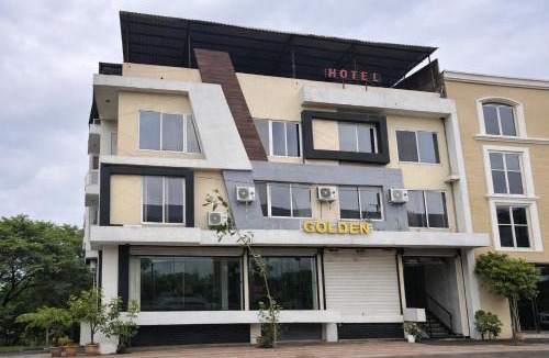 Dewas Hotel | The Golden Wings Hotel
