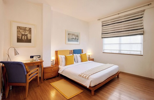 Wellington Pier Hotel | The Gordon House Hotel