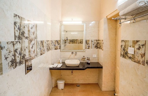 Mallital Hotel | The Grand Hotel Nainital