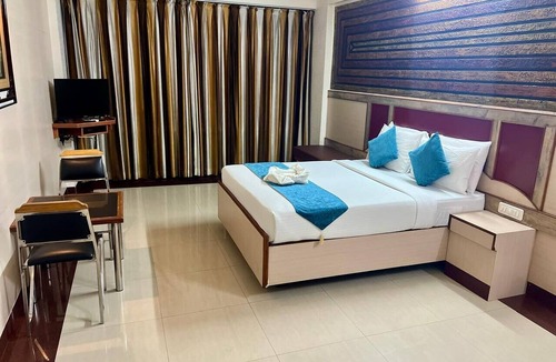 Madiwala Hotel | The Grand Krishna Rooms