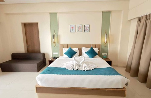 Amravati Hotel | The Grand Rudraksh