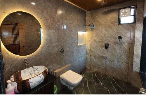 Mahabaleshwar Cabin | The grange Lake view
