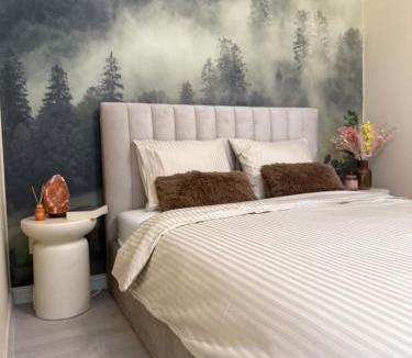 Sector 3 Apartment | The Green Pine Studio - Hils Brauner
