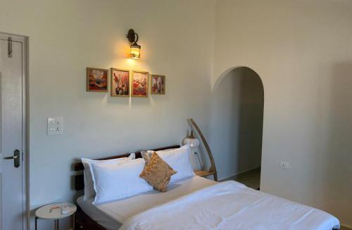 Fatrade Villa | The Greendoor Villa - ByLaMer, 500mtrs Zalor Beach