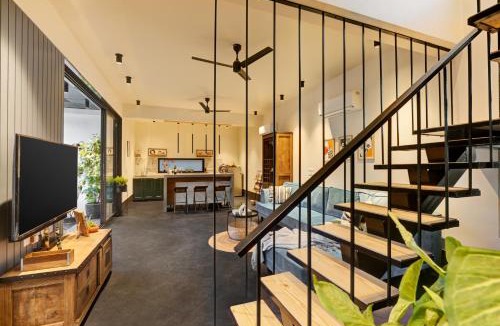 Jagatpura Villa | The Hanging Villa - A Luxury Pool Villa in Jaipur