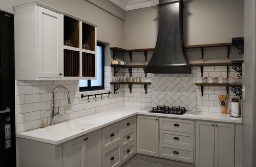 Bullawala Apartment | The Iron Throne ~ Luxe loft of a GOT fan