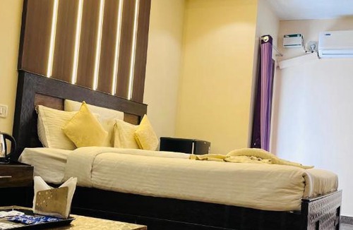 Kalapettai Hotel | THE JEYAM RESIDENCY - Opp To Mangrove Boating, Pondicherry - BMC