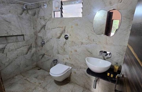 Avarghani Hotel | The Jungle Woods Resort