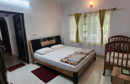 Hassan Hostel | The Karle - Hostel