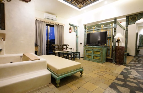 Lonavala Hotel | The Kinara Village