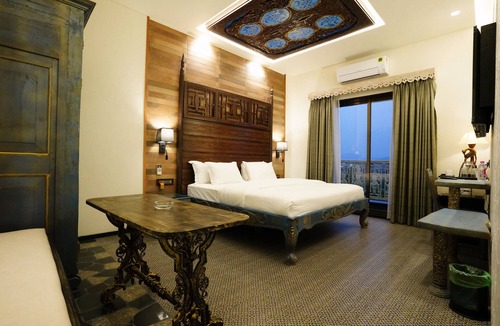 Lonavala Hotel | The Kinara Village