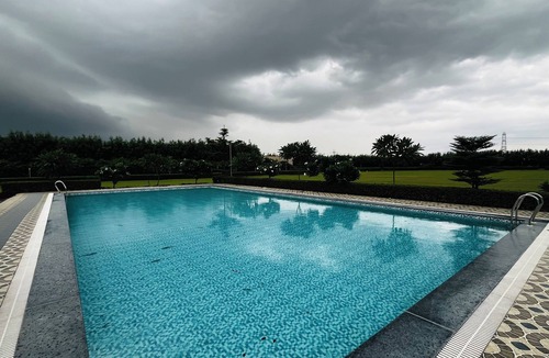 Taoru Villa | The Kohinoor Farm- A lux retreat with pvt, pool in Manesar, close to Delhi/NCR