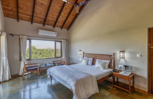 Bhuj Hotel | The Kutchh Courtyard Resort
