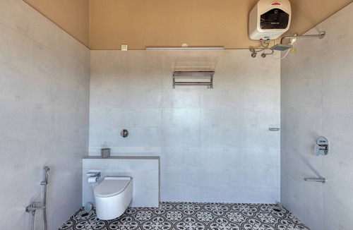Bhuj Hotel | The Kutchh Courtyard Resort
