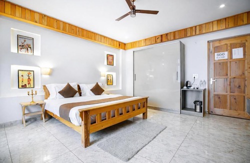 Landour Hotel | The Landour Wood House