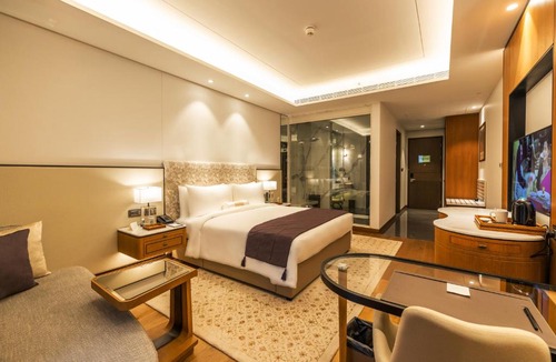 Bengaluru Hotel | The Leela Bhartiya City Bengaluru