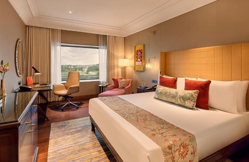 Srinagar Colony Hotel | The Leela Hyderabad Banjara Hills