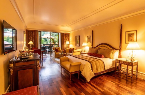 Agara Hotel | The Leela Palace Bengaluru
