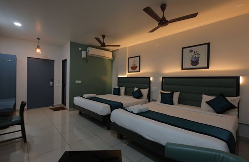 Srikalahasti Hotel | THE LOTUS PARK