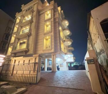 Visakhapatnam Apartment | The Maanvik Shores Luxury Home Stay - RK Beach
