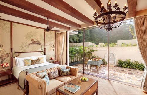 Sawai Madhopur Hotel | The Maharaja's Lodge, Ranthambore