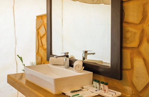Khuri Hotel | The Mamas Resort and Camp - Caters to Couples and Families