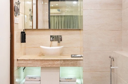 Rao Colony Hotel | The Metropole by Keyboard Hotels