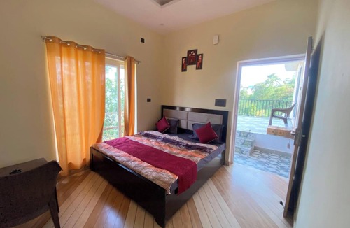 Bhimtal Hotel | The Mount Breeze Bhimtal