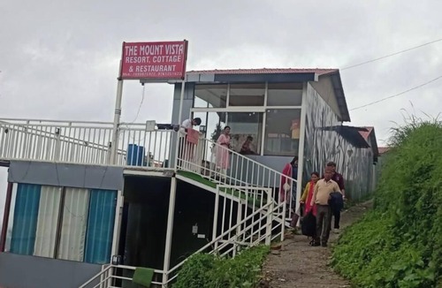 Dhanaulti Hotel | The Mount Vista Resort
