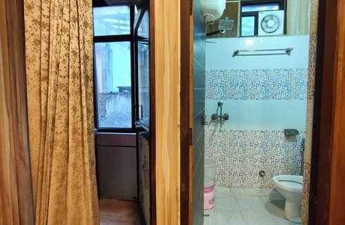 Rishikesh Hotel | The Mountain View Tapovan- By Tree Town Hospitality