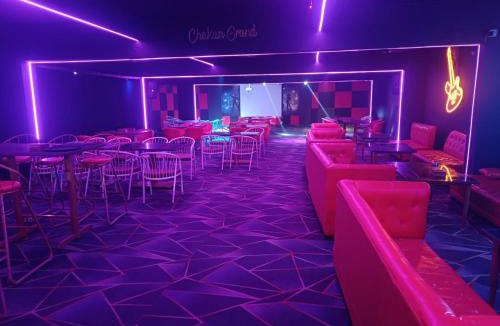 Kadachiwadi Hotel | The Neelam Executive