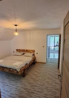 Risca House | The Nest on the Hill