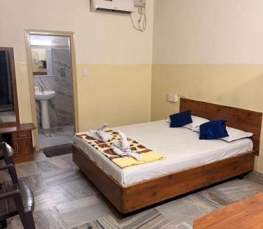 Bangalore City Center Hotel | The New Hotel Rajatha Mahal