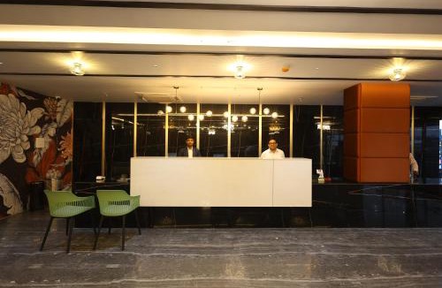 Kalaburagi Hotel | The Oaks Elite