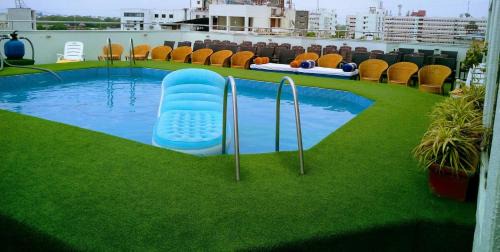 Sayajiganj Hotel | The Oasis