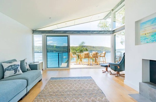 Scotland Island House | The Oasis- Luxe Waterfront Home with Private Jetty