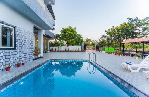 Udaipur Villa | The Oasis Retreat Villa