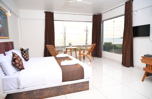 Murudeshwara Hotel | The Ocean Front
