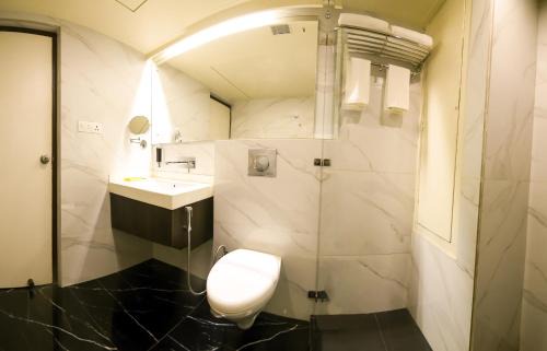 Seraikela Hotel | The Onyx Hotel